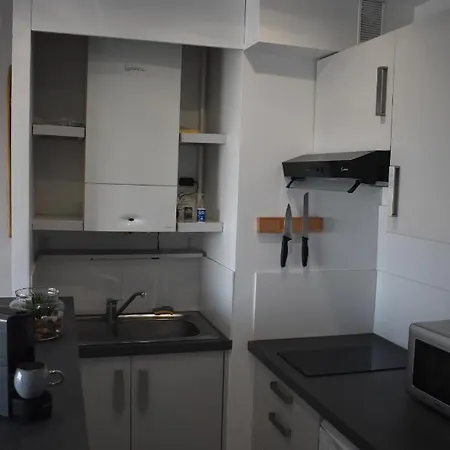 Studio, Vue Exceptionnelle Sur Le Port De Peche דירה *